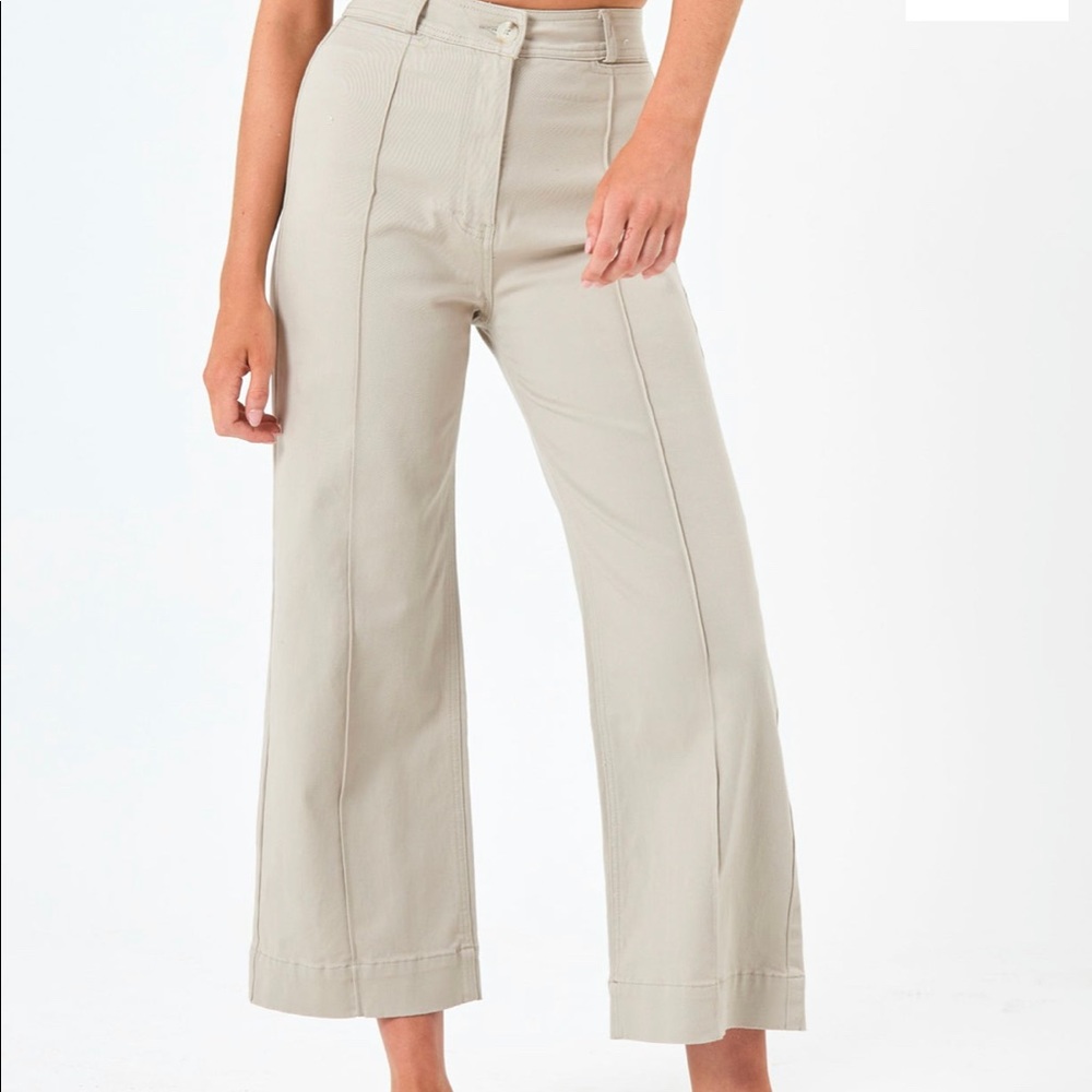 Khaki Wide Leg Pants 🐌